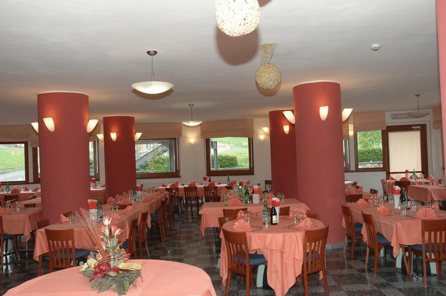 Hotel Derby Априка Екстериор снимка